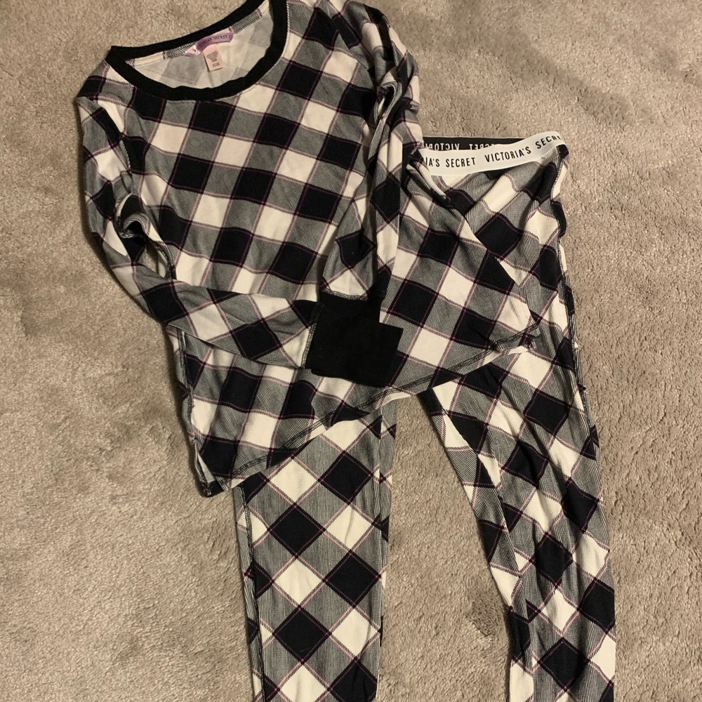 Victoria's Secret Black and White Plaid Pajama Set